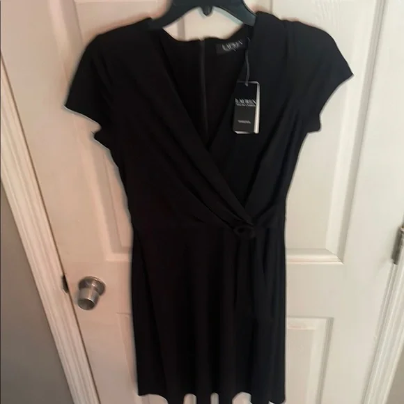 Lauren Ralph Lauren Black Wrap Mini Dress V-Neck Cocktail - Picture 1 of 6